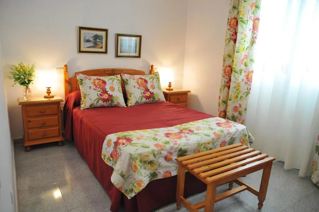Emycanarias Holiday Homes Vecindario 0*, Vecindario (Gran Canaria)