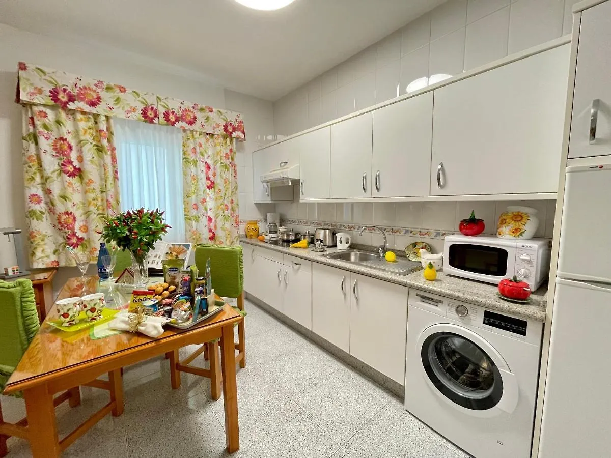 Emycanarias Holiday Homes Vecindario 0*, Vecindario (Gran Canaria)